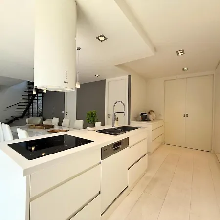 D'architecte, Proche & Cadre Verdoyant *